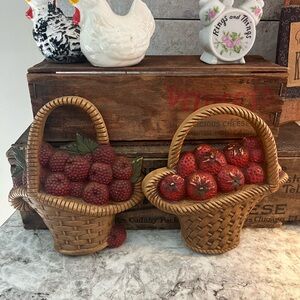 Vintage Durwood molded wall hangings made in USA